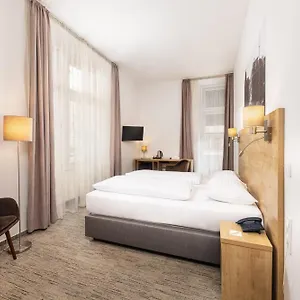 Hotel Ring, Budapest